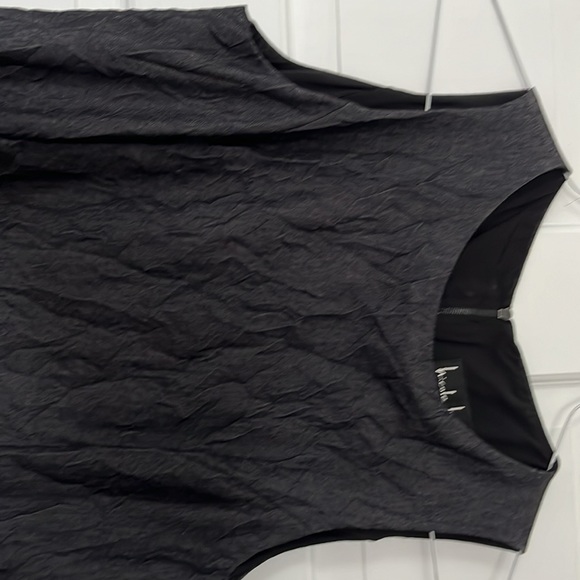 Nicole miller Collection black with a crinkle pattern - Picture 3 of 5